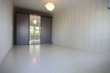 Schlafzimmer Schrankwand Charmante 2 ZKB mit Balkon und TG-Stellplatz im Langener Norden