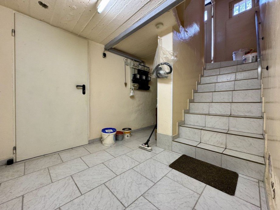 Keller Flur Mehrfamilienhaus Langen