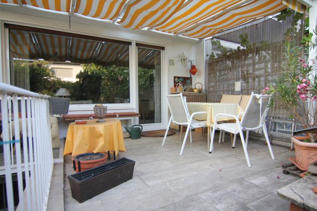 �berdachte Terrasse Reihenmittelhaus Langen