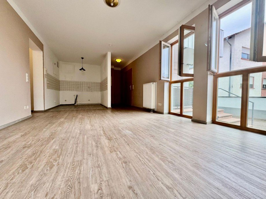 Blick zur K�che Wohnung Egelsbach
