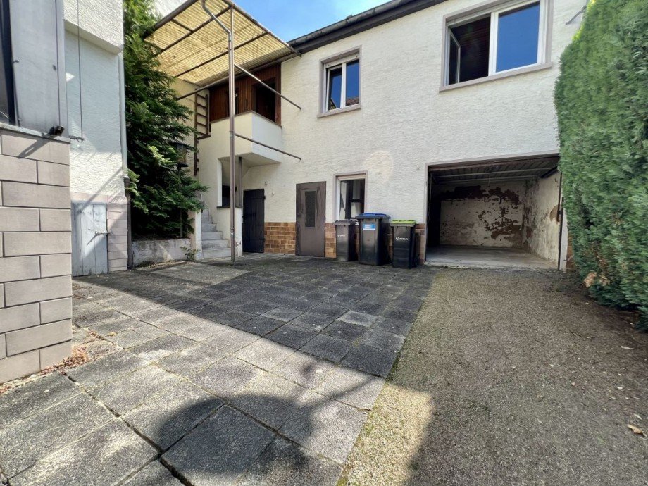 Hof Einfamilienhaus Egelsbach