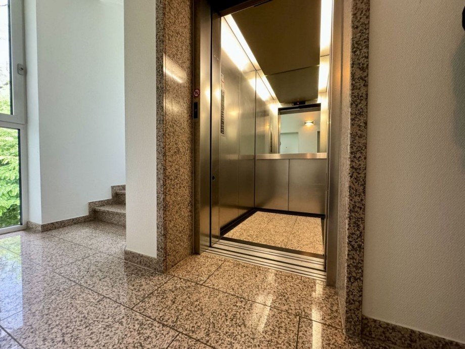 Aufzug Etagenwohnung Langen