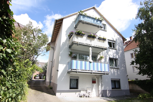 Aussenansicht Langen Mehrfamilienhaus Selbstnutzer aufgepasst! Solides 4 FH in ruhiger Lage von Langen