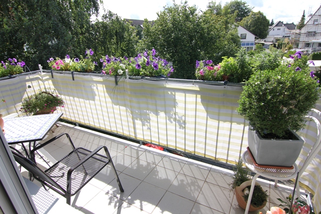 Balkon Mehrfamilienhaus Langen