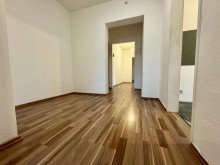 Diele Schnuckelige 3 ZKB mit Balkon u. TG-Stellplatz in zentraler Lage!