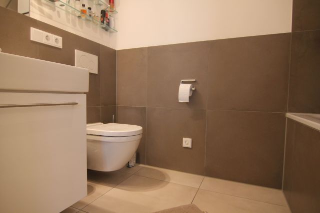 Wannenbad Etagenwohnung Langen
