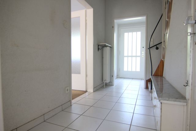 Flur Reihenmittelhaus Langen