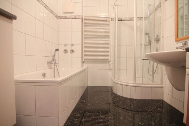 Bad 1 Maisonettewohnung Frankfurt