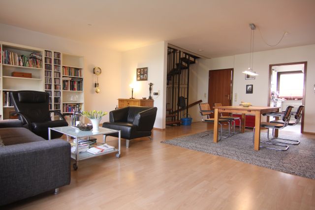 Wohnen und Essen Reihenmittelhaus Egelsbach