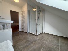 Bad DG Charmantes Reihenendhaus mit Wellness-Oase in begehrter Lage von Neu-Isenburg/Buchenbusch
