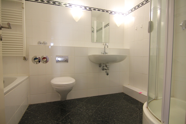 Badezimmer Etagenwohnung Dreieich