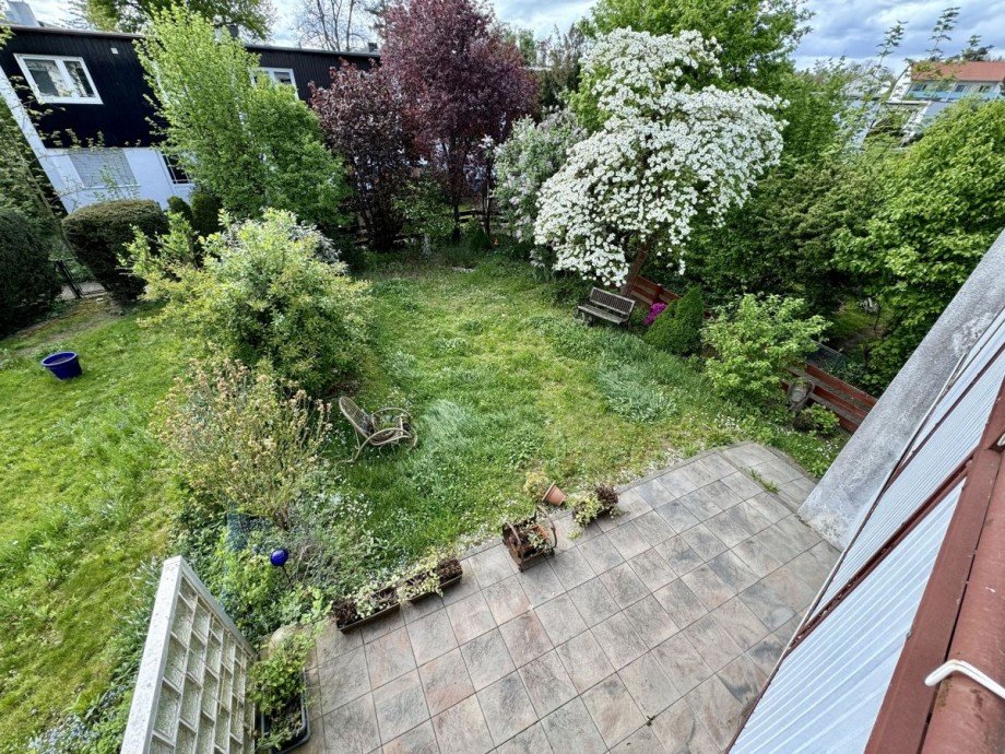 Blick in den Garten Reihenendhaus Langen
