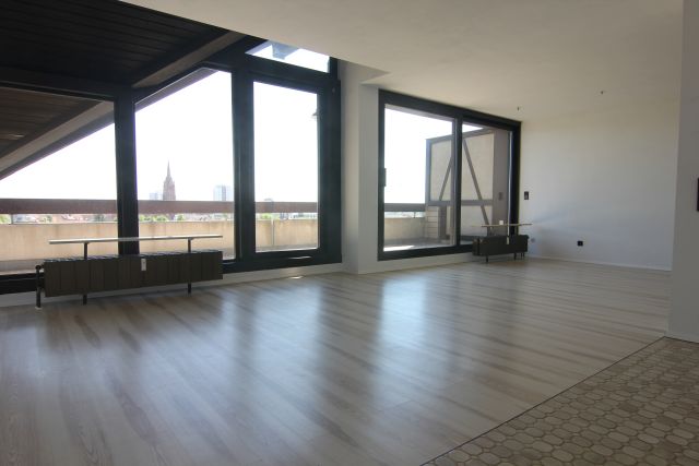 Wohnen und Essen Maisonettewohnung Langen