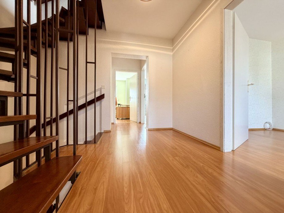 Flur OG Haus Hattersheim