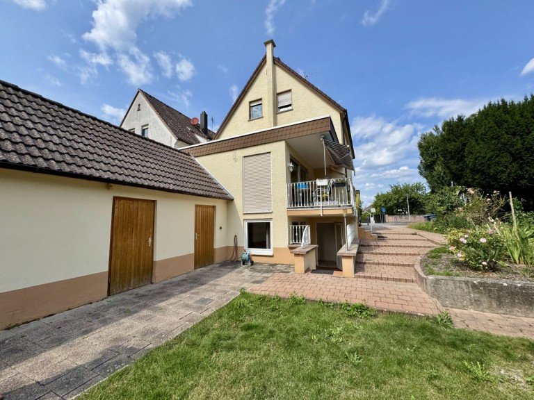 Au�enansicht Egelsbach Wohnung 793 m� Grundst�ck und vielseitige Nutzfl�che � gepflegtes Mehrfamilienhaus in beliebter Lage
