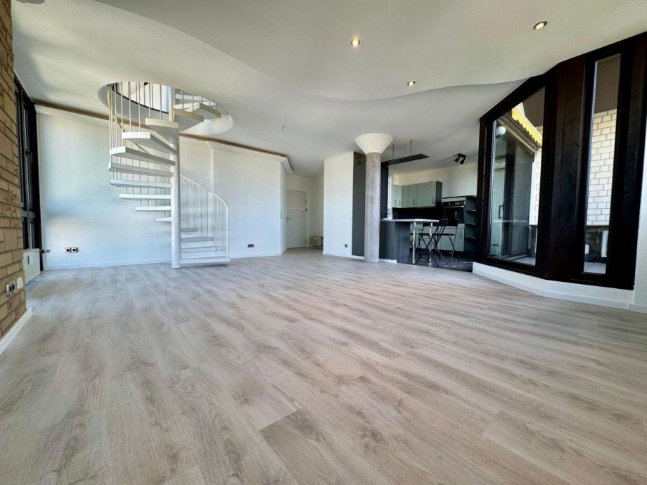 Wohnen und Essen Maisonettewohnung Langen