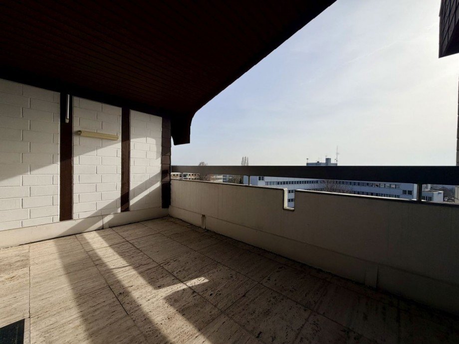 Loggia Dachgeschosswohnung Langen