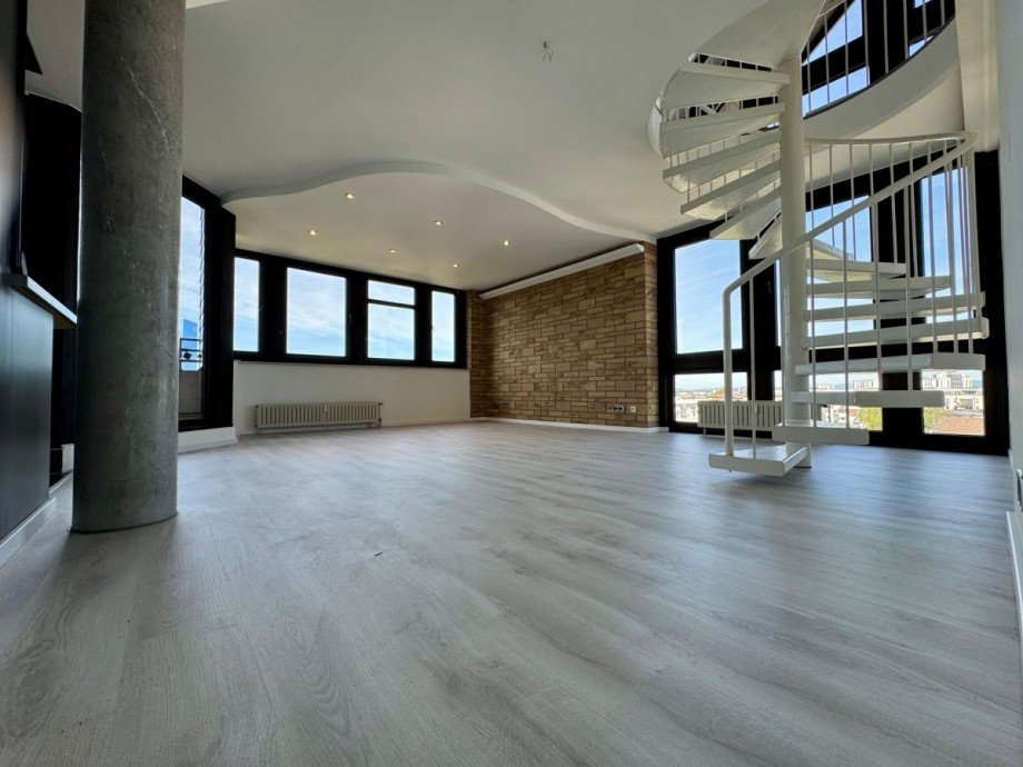 Wohnen und Essen Maisonettewohnung Langen