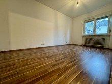 Schlafzimmer Schnuckelige 3 ZKB mit Balkon u. TG-Stellplatz in zentraler Lage!