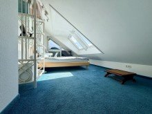 Kinderzimmer Hochwertige 4 ZKB mit 2 B�dern und XXL-Balkon in beliebter Lage am Oberen Steinberg!