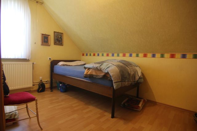 Zimmer OG Einfamilienhaus Egelsbach