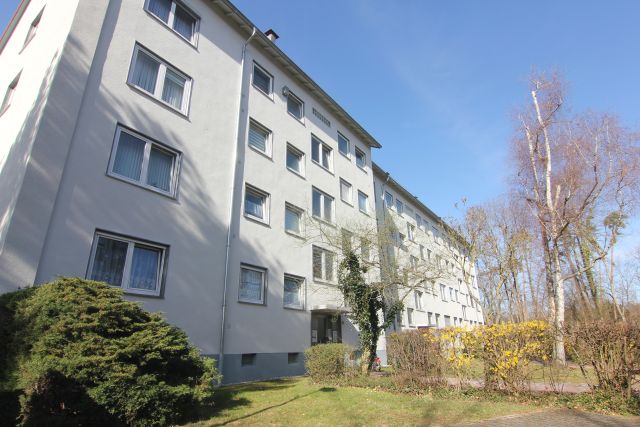 Frontansicht Langen Erdgeschosswohnung Modernisierte 4 ZKB f�r die junge Familie im beliebten Langen/Oberlinden