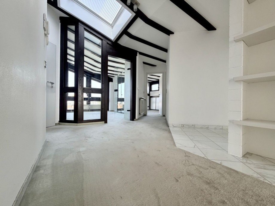 Flur Dachgeschosswohnung Langen