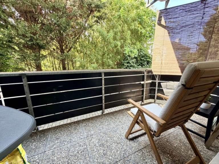 Balkon Langen Etagenwohnung 3-Zimmer-Wohnung mit Balkon und Stellplatz � nur wenige Minuten zum Bahnhof