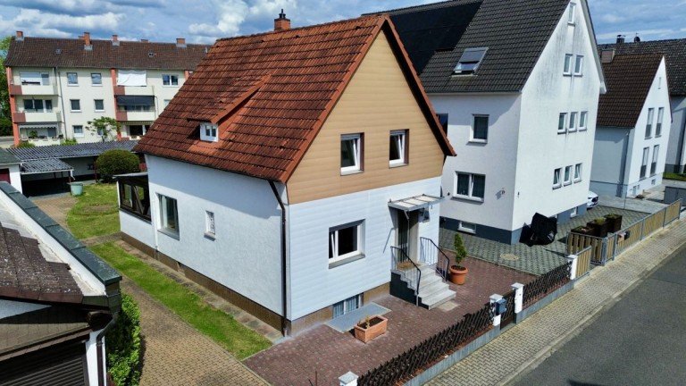 Drohnenaufnahme Langen Haus Wohnidylle auf 543 m� Grundst�ck � ruhig, zentral und voller M�glichkeiten
