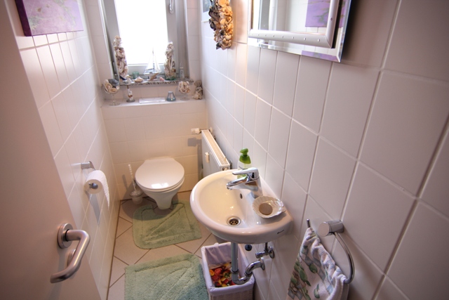 G�ste WC Mehrfamilienhaus Langen