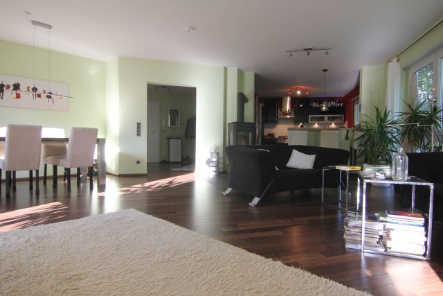 Blick zur K�che Etagenwohnung Langen