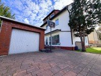 Hauptbild Solides Dreifamilienhaus im Herzen von Langen – großzügiges Wohnen mit Entwicklungspotenzial