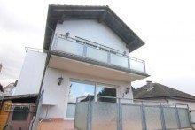 Terrasse und Balkon Zwei H�user (4 Wohnungen) im Herzen von Egelsbach