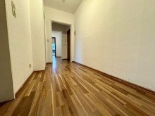 Flur Schnuckelige 3 ZKB mit Balkon u. TG-Stellplatz in zentraler Lage!