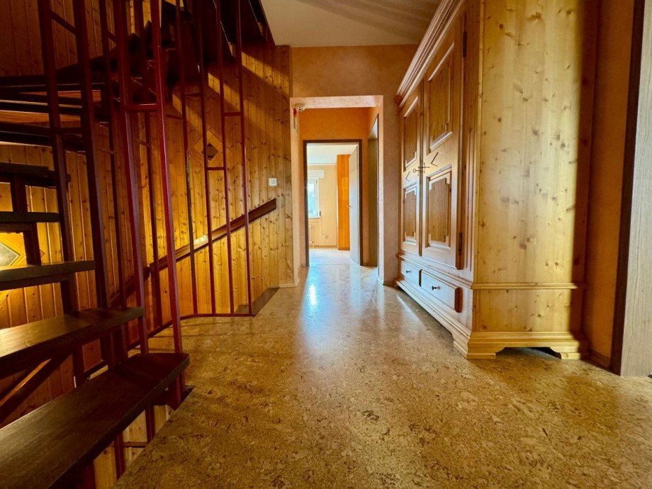 Flur OG Reihenmittelhaus Hattersheim am Main
