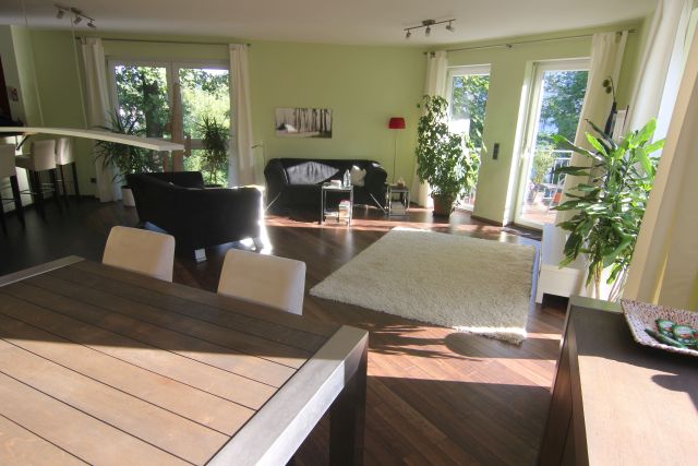Wohnen und Essen Etagenwohnung Langen