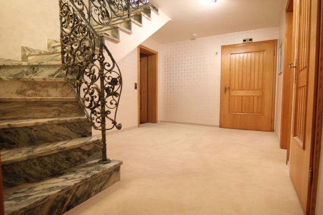 Flur im Souterrain Haus R�dermark