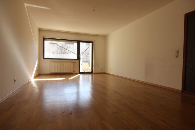Wohnen und Essen Erdgeschosswohnung Langen