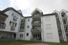 Aussenansicht Moderne 4 ZKB mit zwei TG-Stellpl�tzen u. 2 Balkonen im gepflegten Mehrfamilienhaus