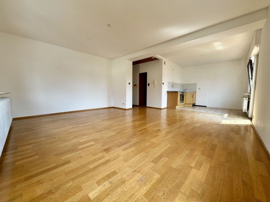 Blick zur offenen K�che OG Doppelhaush�lfte Egelsbach