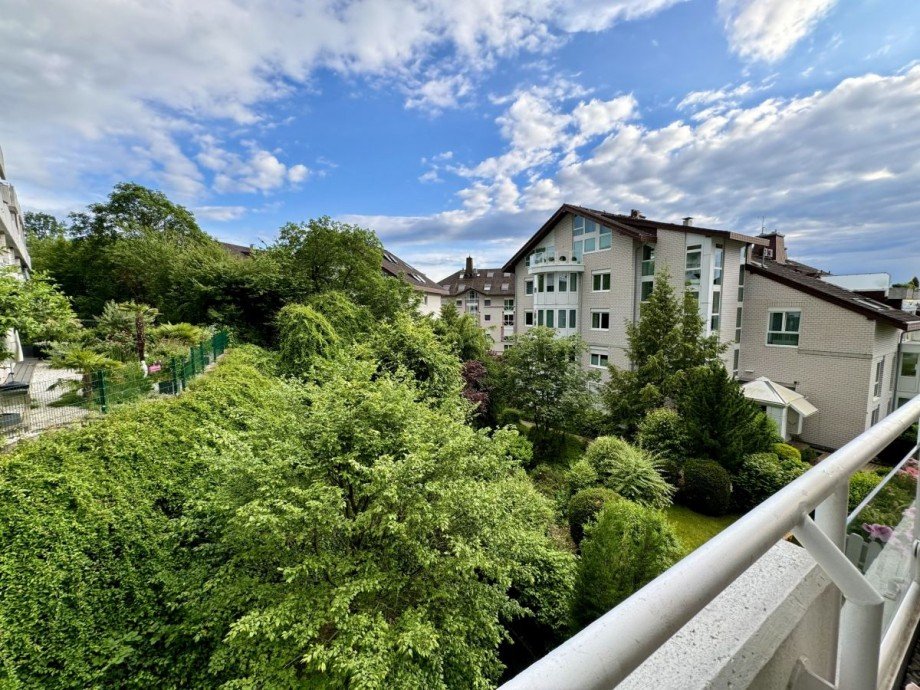 Blick vom Balkon Etagenwohnung Langen