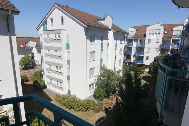 Nordseite Balkon Etagenwohnung Langen