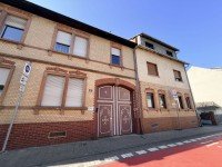 Hauptbild Zentral wohnen, ruhig leben – Charmante 3-Zimmer-Wohnung im 6-Familienhaus in Neu-Isenburg