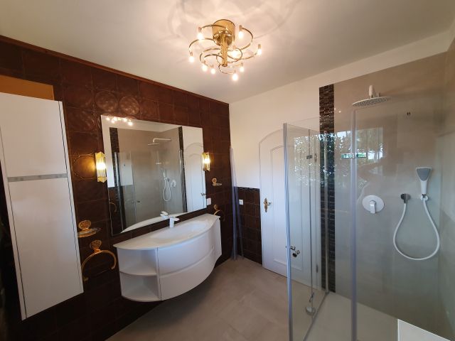 Bad Haus R�dermark