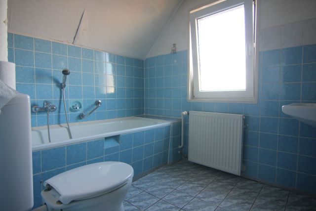 Bad im OG Einfamilienhaus Langen
