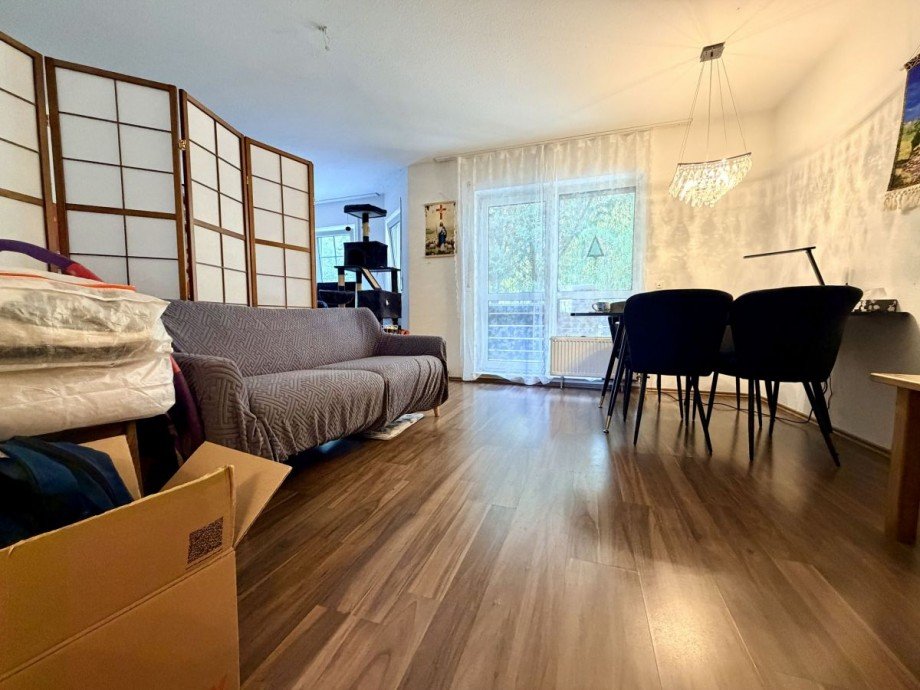 Wohnen und Essen Etagenwohnung Langen