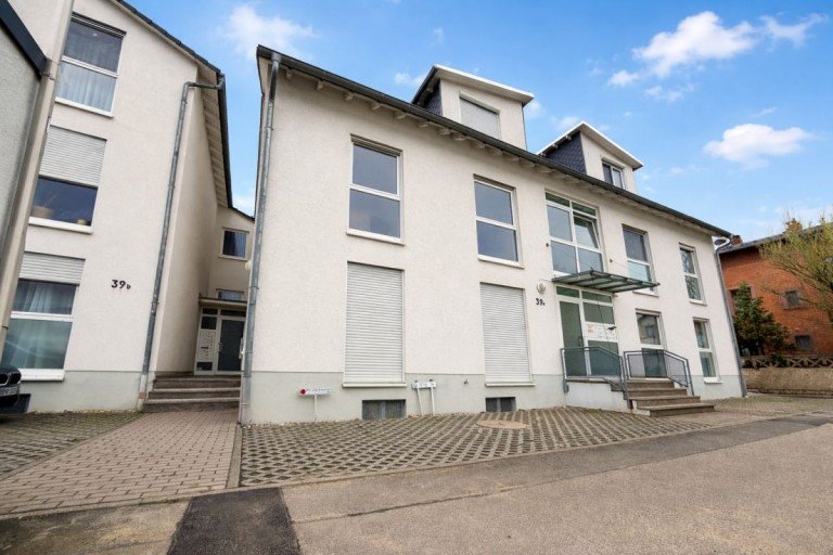 Au�enansicht Langen Wohnung Charmante 3 ZKB mit Balkon, zwei B�dern, TG-Stellplatz u.v.m. am unteren Steinberg