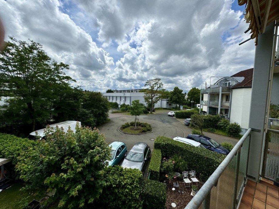 Blick vom Balkon Etagenwohnung Langen