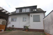 Hinterhaus Zwei H�user (4 Wohnungen) im Herzen von Egelsbach