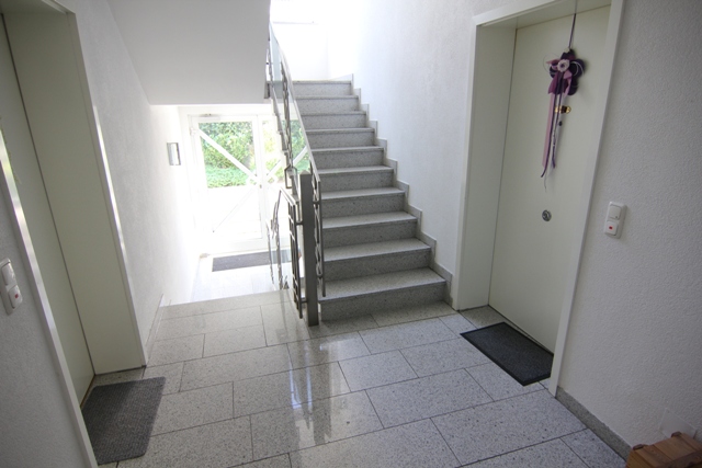 Treppenhaus Terrassenwohnung Dreieich